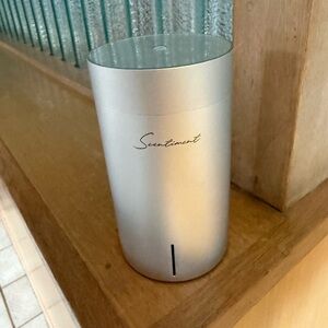 Silver mini Scentiment Aroma Diffuser